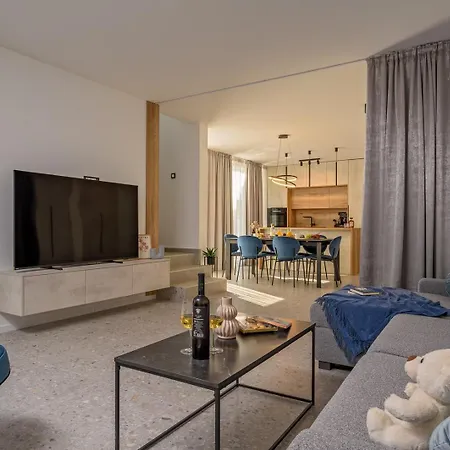 Willa Luxury - Roma 2 - New ,with Private Pool *