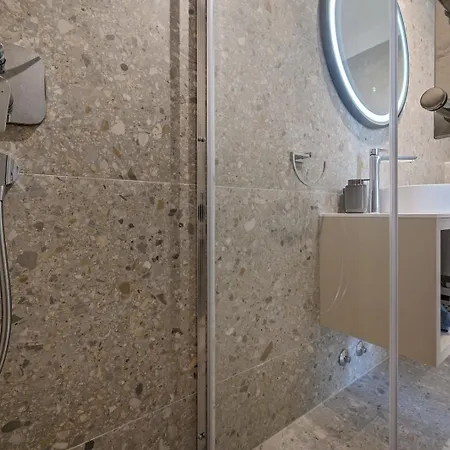 Luxury - Roma 2 - New ,with Private Pool *