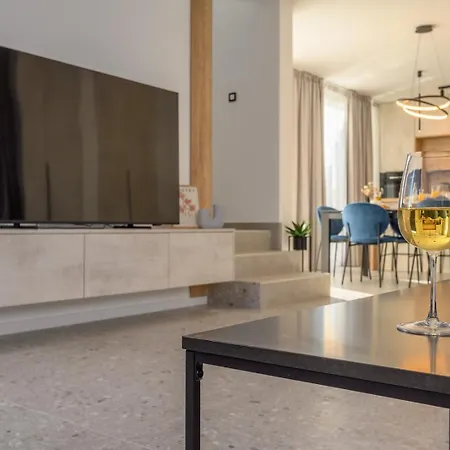 Luxury - Roma 2 - New ,with Private Pool * Podstrana